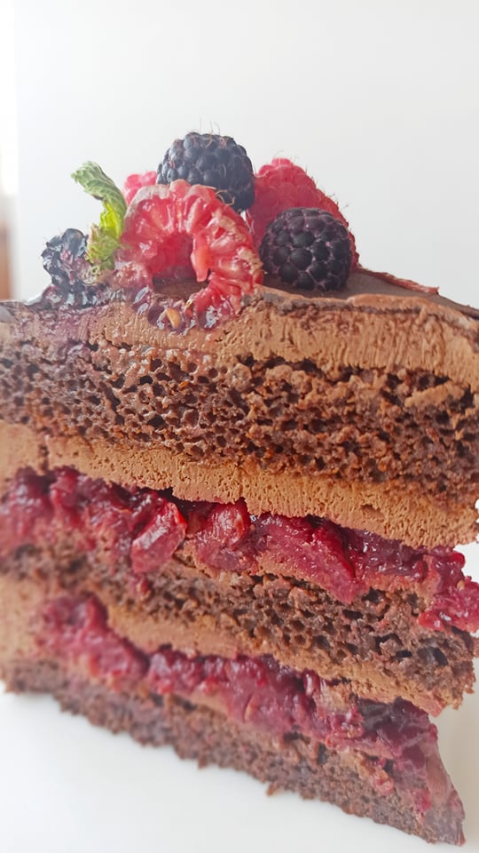 Gâteau aux cerises au chocolat – Miss Cakes